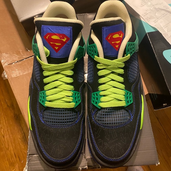 Air Jordan 4 “Doernbecher” - Picture 2 of 6